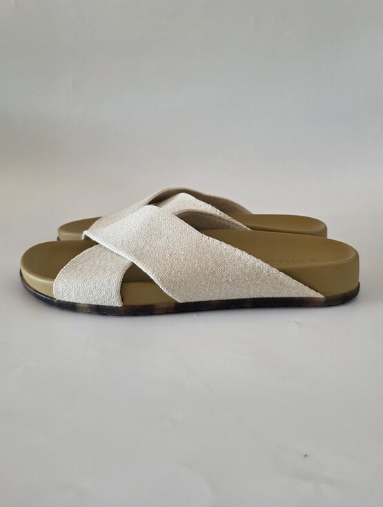 Rothy's Shoes - Rothy's The Weedend Slide in Oat Women's Shoe Size 8.5